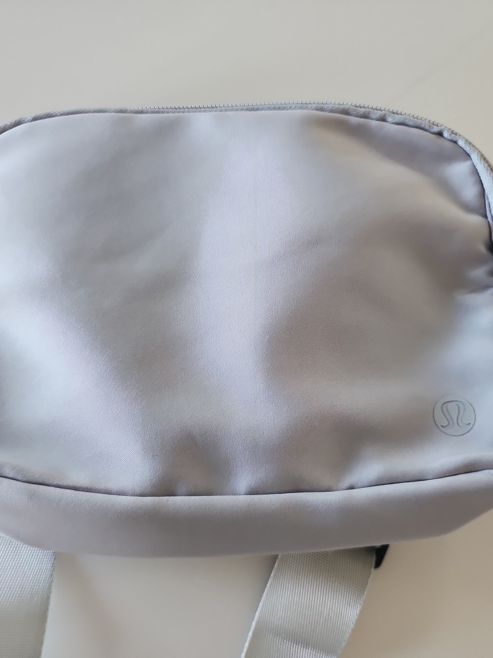Lululemon Gray Travel Cosmetic Makeup Toiletry Bag Organizer Zip Pouch 8x6